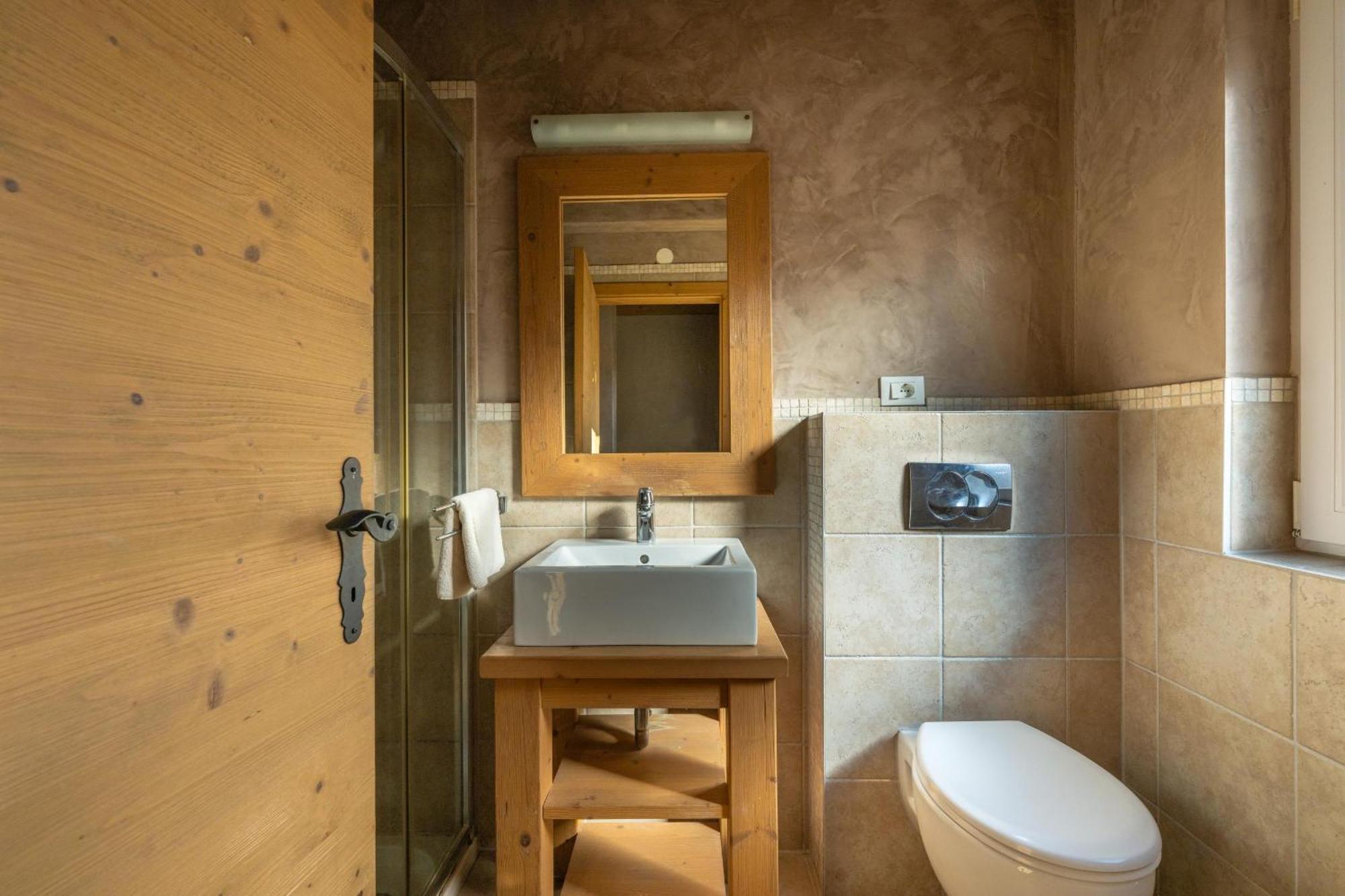 6-Bedroom Villa Chiara With Sea View Premantura Eksteriør billede